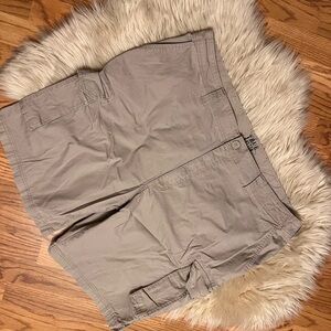 Men's Tan Cargo Shorts